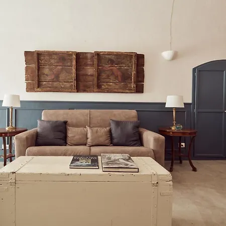 L' Hotellerie Easy Bed & Breakfast 4*