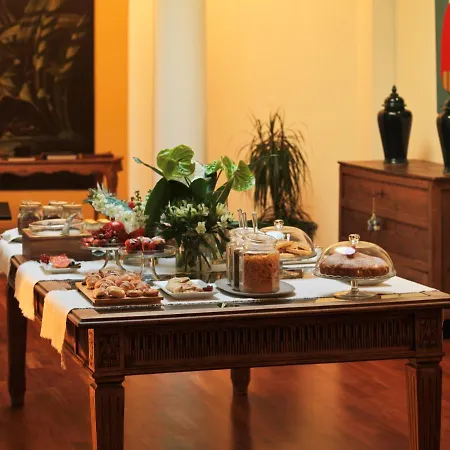 Frühstückspension L' Hotellerie Easy 2*