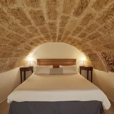 فندق مبيت وإفطار L' Hotellerie Easy 4*