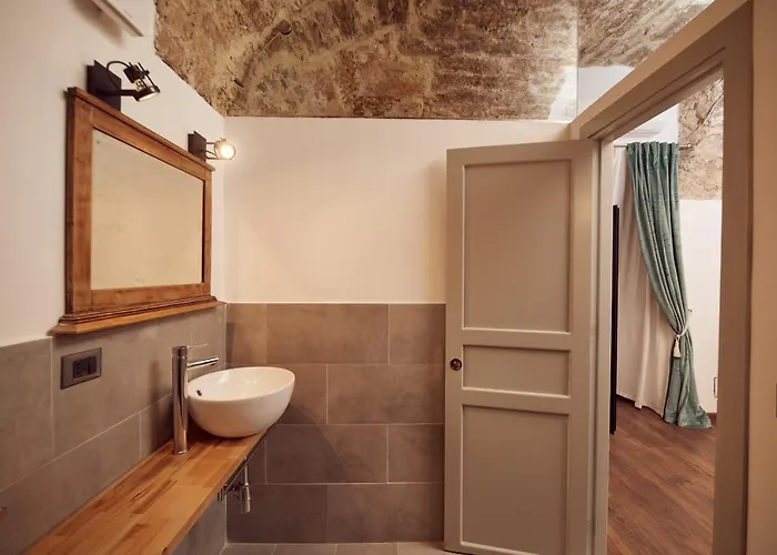 L' Hotellerie Easy Bed & Breakfast 4*