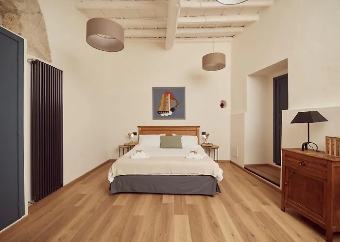 L' Hotellerie Easy Bed & Breakfast 4*